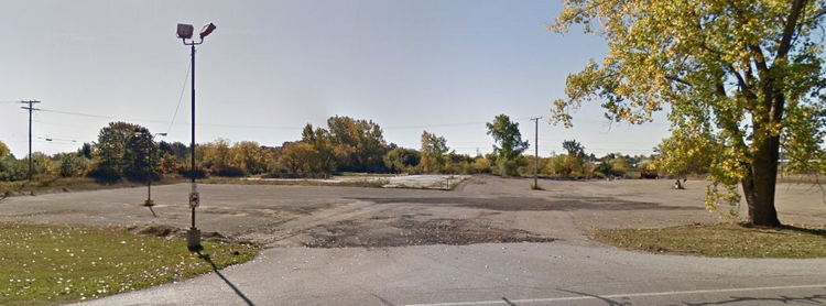 Lapeer Lanes - 2013 Street View - Empty Lot (newer photo)